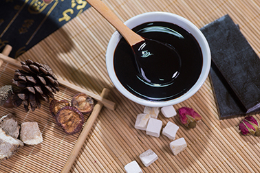 膏滋廠(chǎng)家：為什么春季宜進(jìn)補(bǔ)膏方？